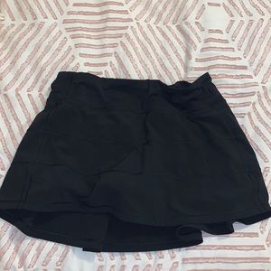 Lululemon pace rival skirt